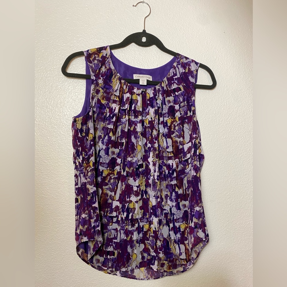 Sleeveless blouse